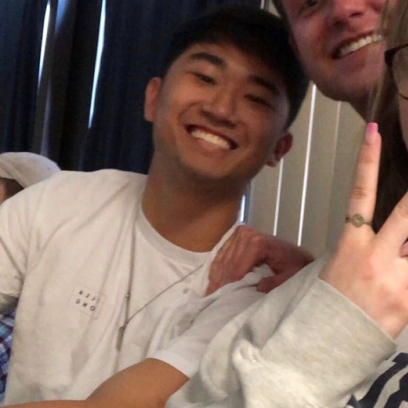 Meet your Posher, Alex - Picture 1 of 1